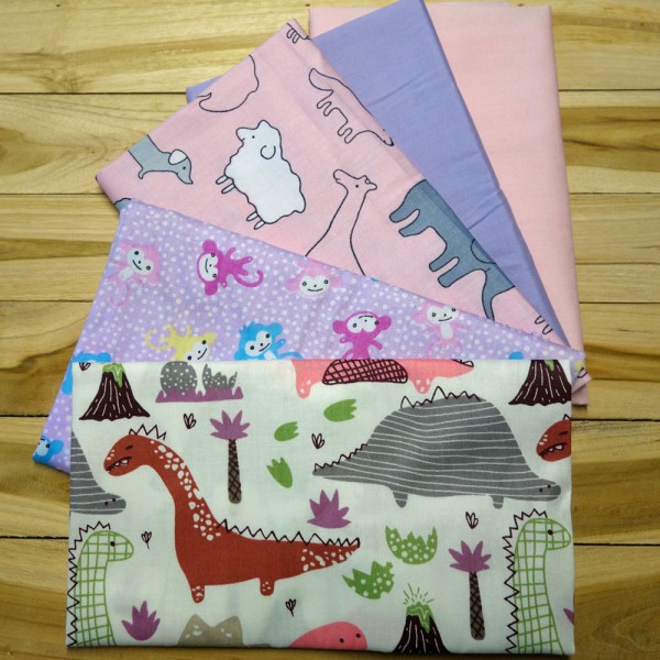 Stoffpaket / Patchworkpaket / Quiltpaket "Tierisches in rosa & lila" (5x je ca. 30 x 70 cm)